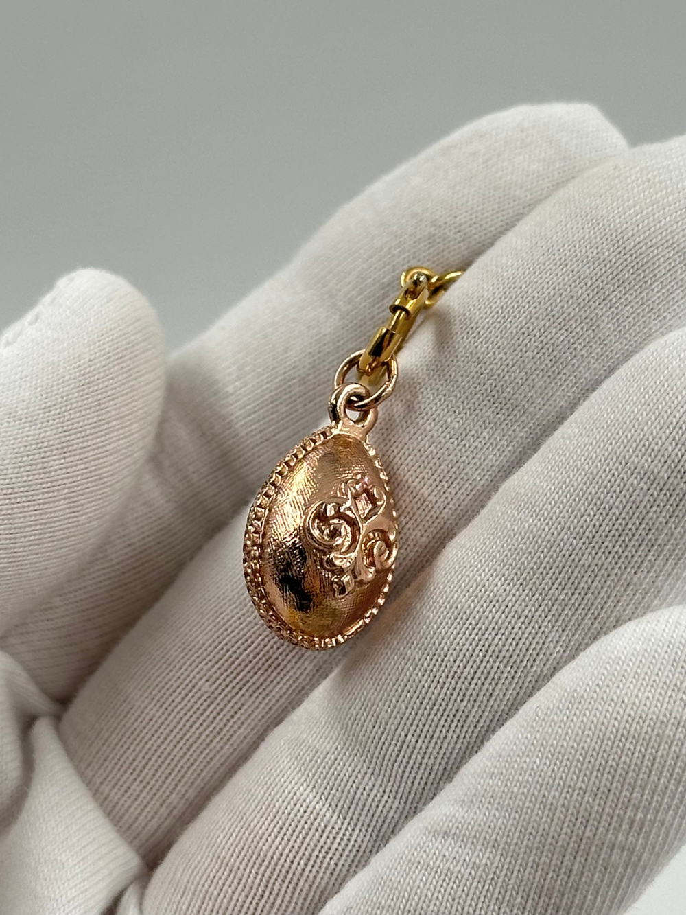 Подвеска Яйцо Joan Rivers