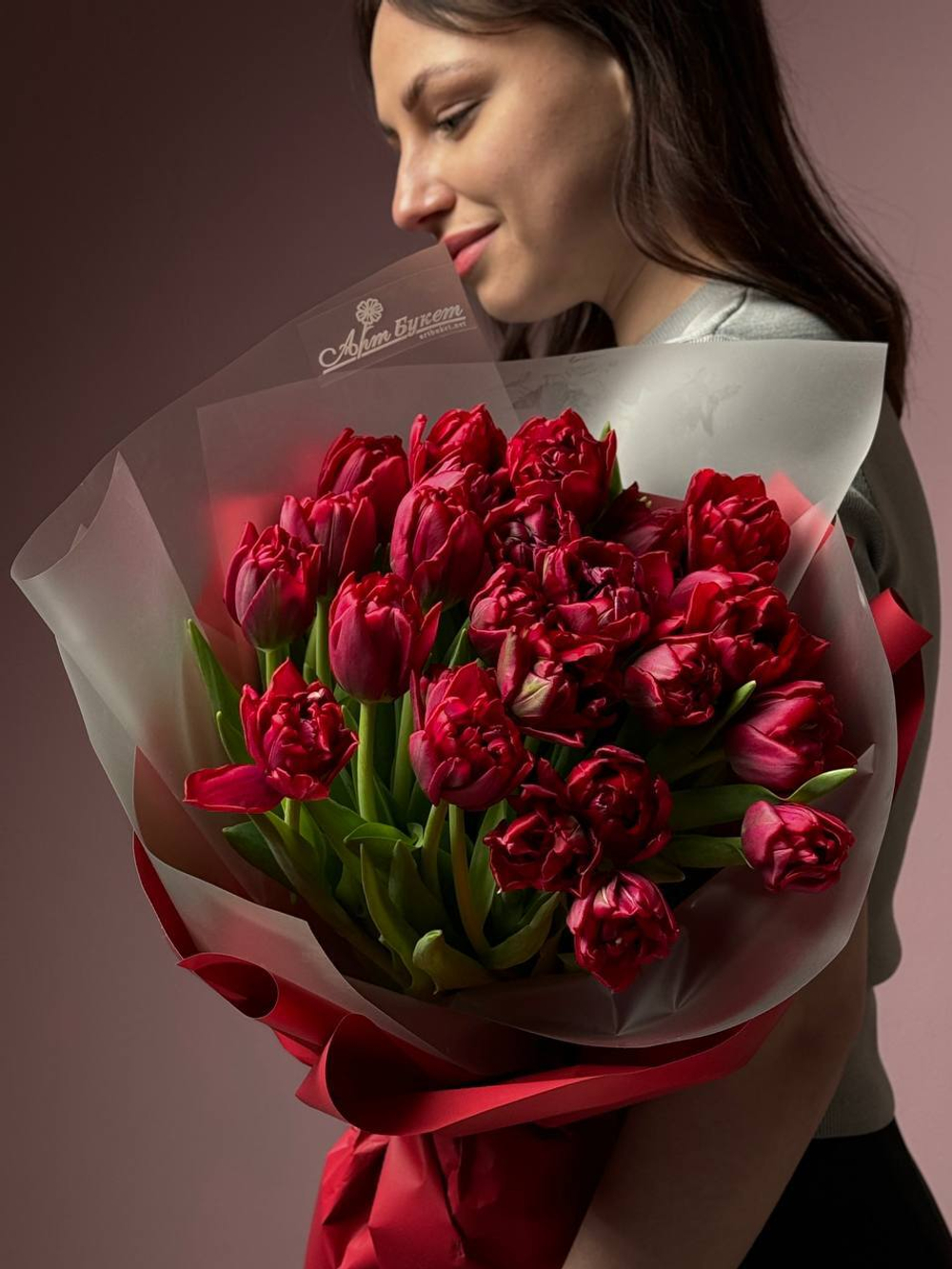 Тюльпаны (пионовидные) 25