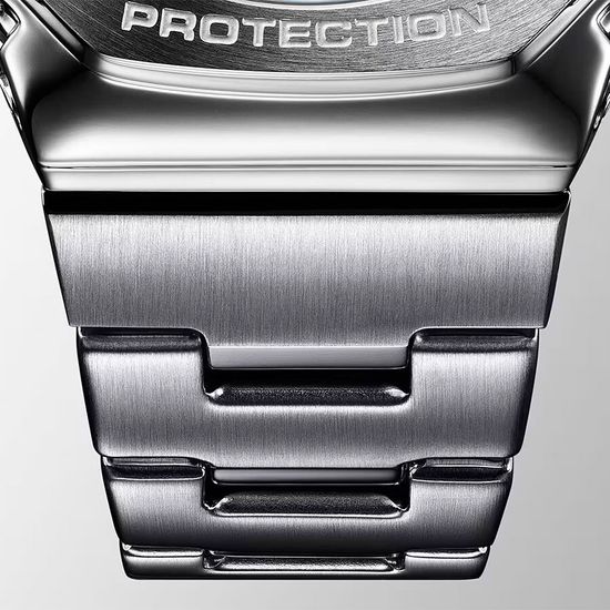 Наручные часы Casio GM-2110D-3A