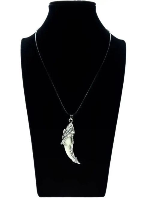 Амулет подвеска оберег Волчий Клык Зуб Волка талисман на шею