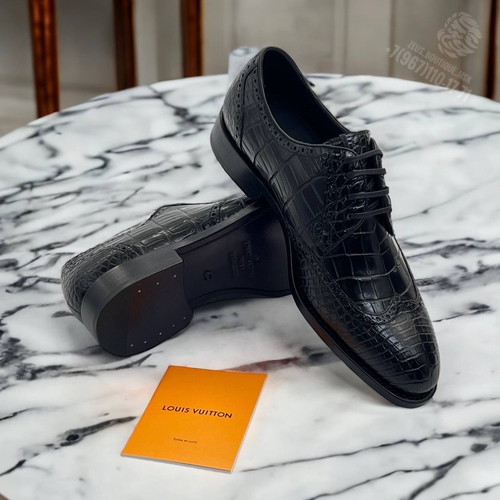 Туфли Louis Vuitton из кожи крокодила