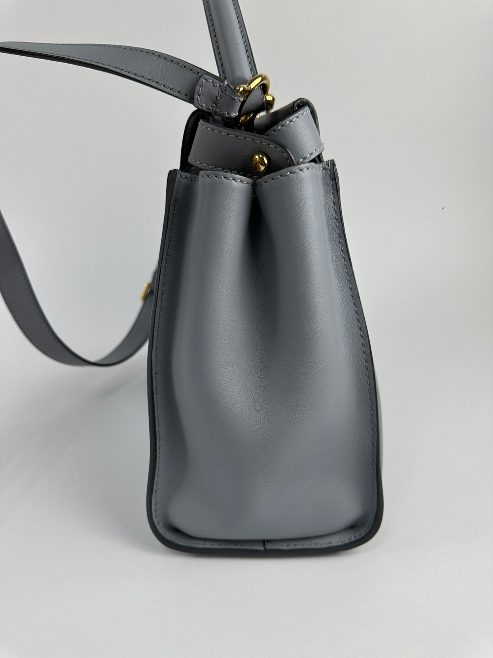 Сумка Fendi Peekaboo medium