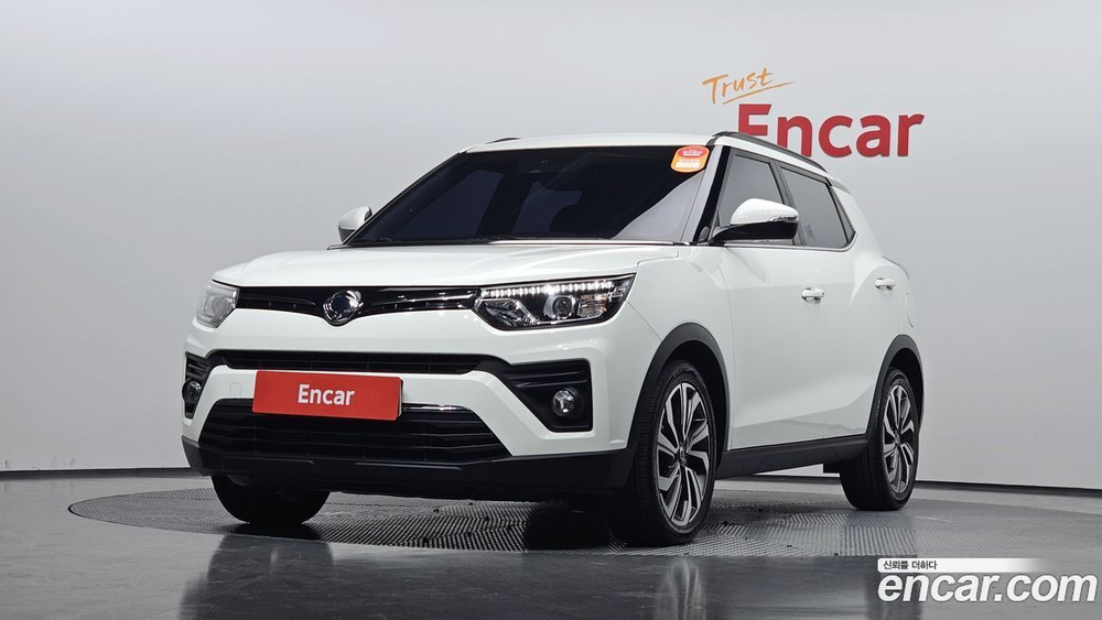 KG Mobility (Ssangyong) Very New Tivoli Бензин 1.5 2WD (04.2020)