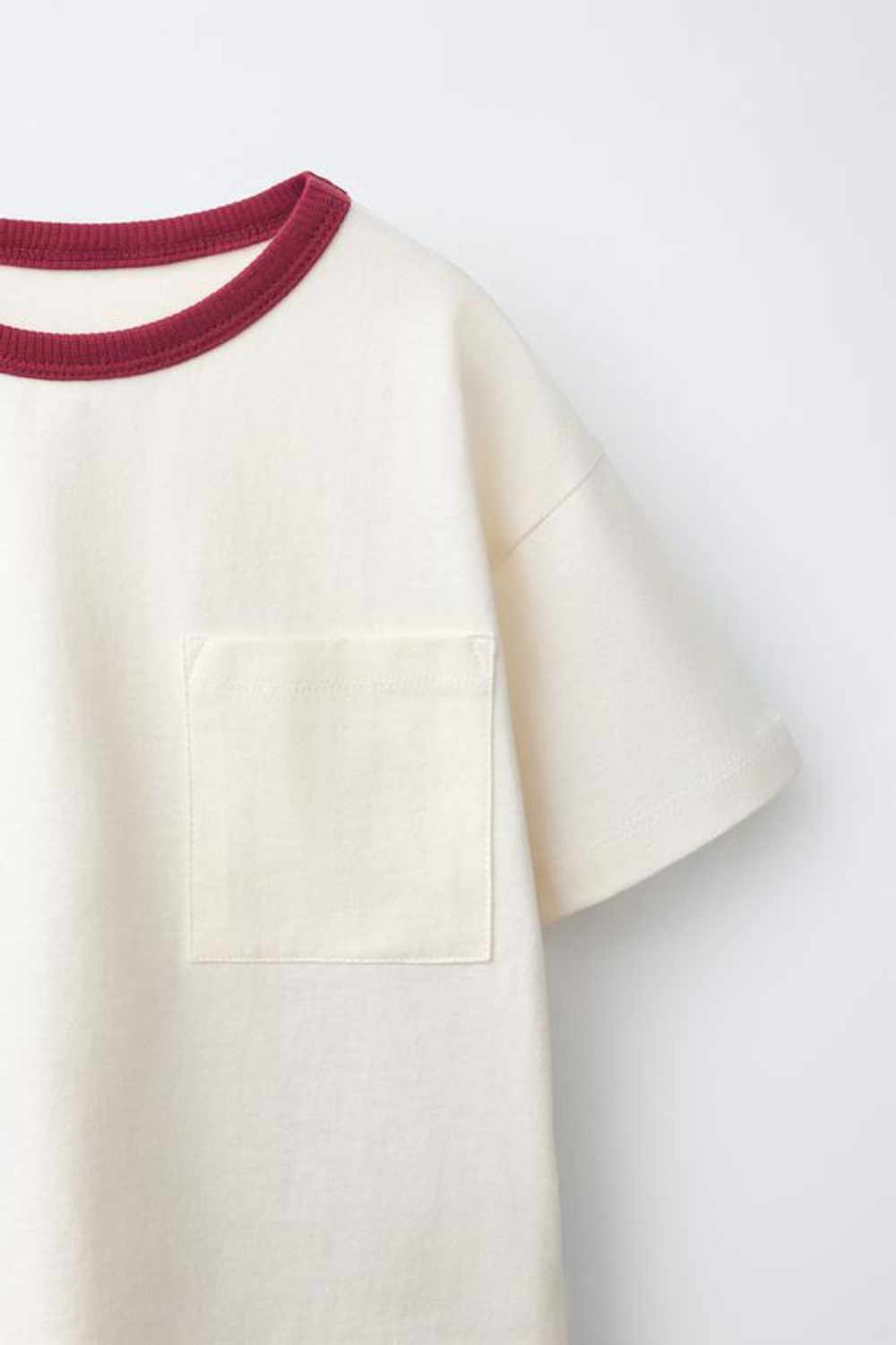 ZARA КОМПЛЕКТ ИЗ ФУТБОЛКИ И БРЮК В ПОЛОСКУ, КРАСНЫЙ