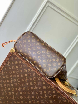 Louis Vuitton Neverfull Inside Out MM