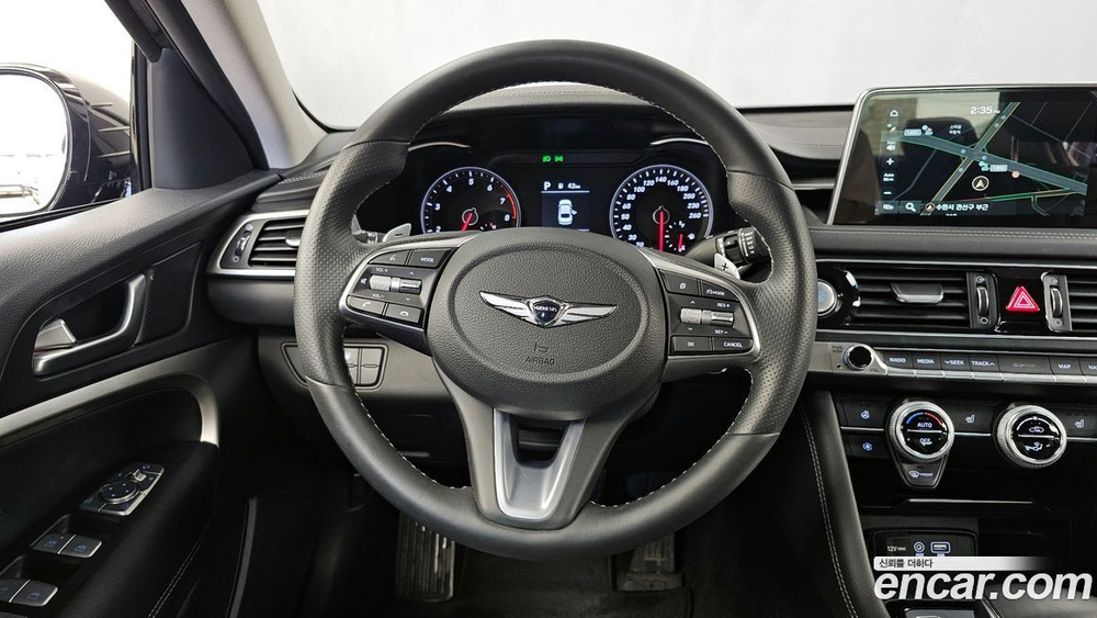 Genesis G70 2.0T (10.2019)