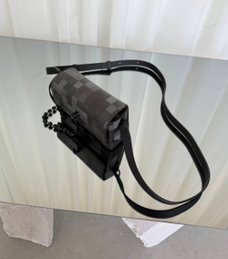 Сумка через плечо Louis Vuitton