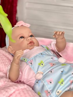 Кукла Berbesa мягконабивная 50см SARA в пакете (5212K)