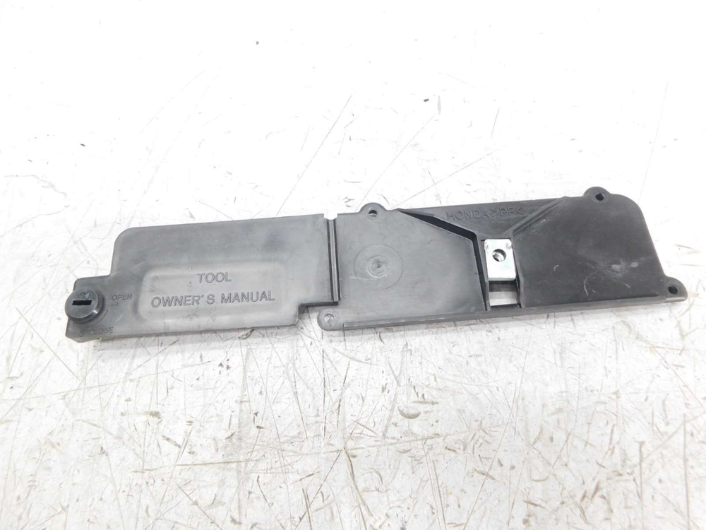 Пластик внутренний Honda VTX1800 SC46 50327-MCH