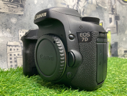 Canon EOS 7D ( С дефектом )