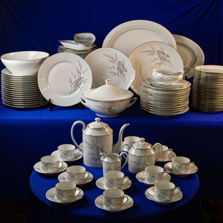 Винтаж: Чайно-столовый сервиз на 12 персон “Limoges”