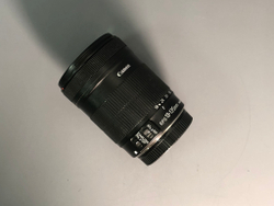 Canon EF-S 18-135 mm f/3.5-5.6 IS