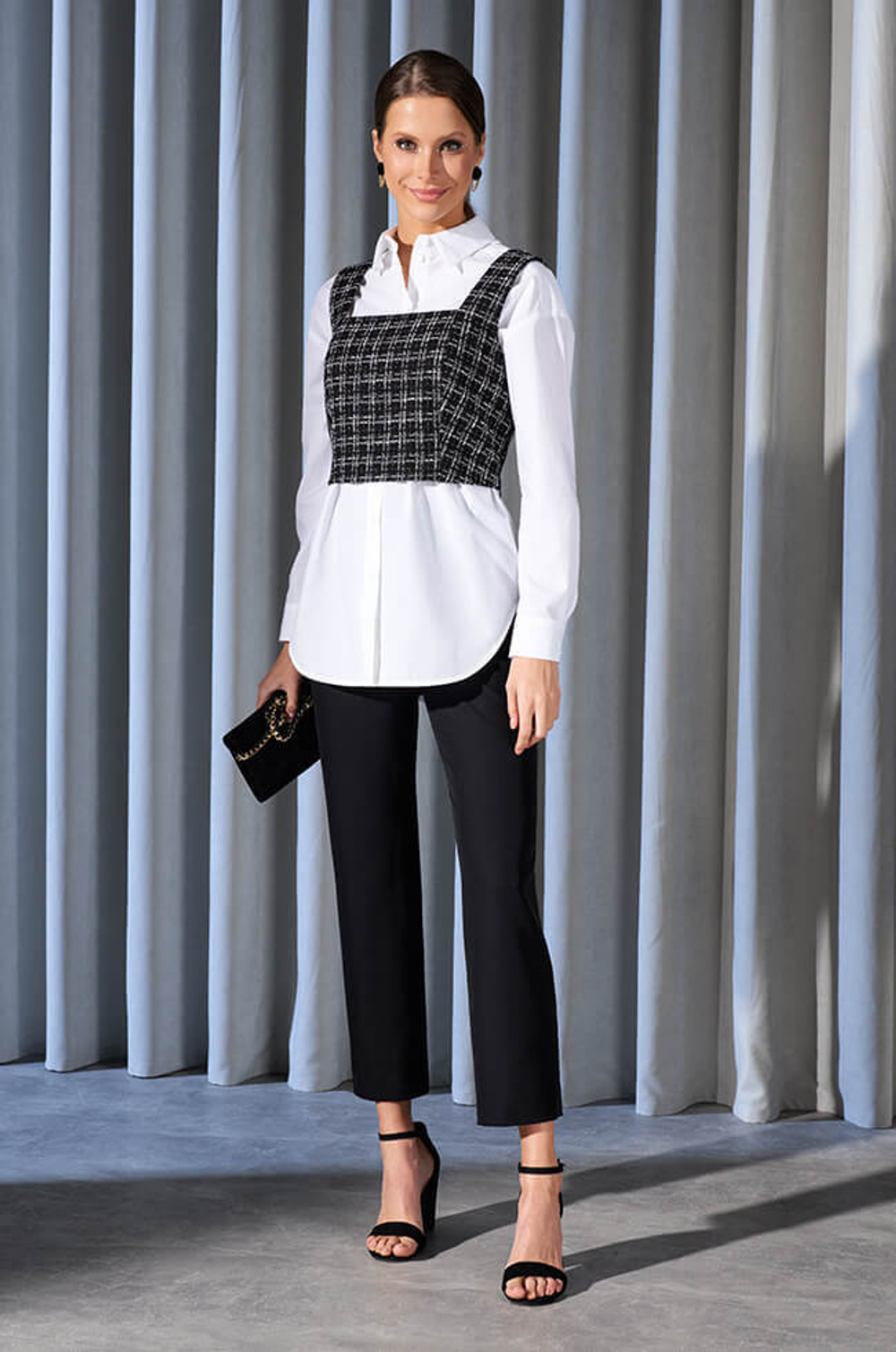 22952 Топ женский (черный)