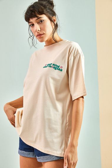 Qadın üçün geniş ölçülü t-shirt bej 30701066
