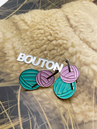 Брошь-Пин "Клубок пряжи" бирюзовый/розовый