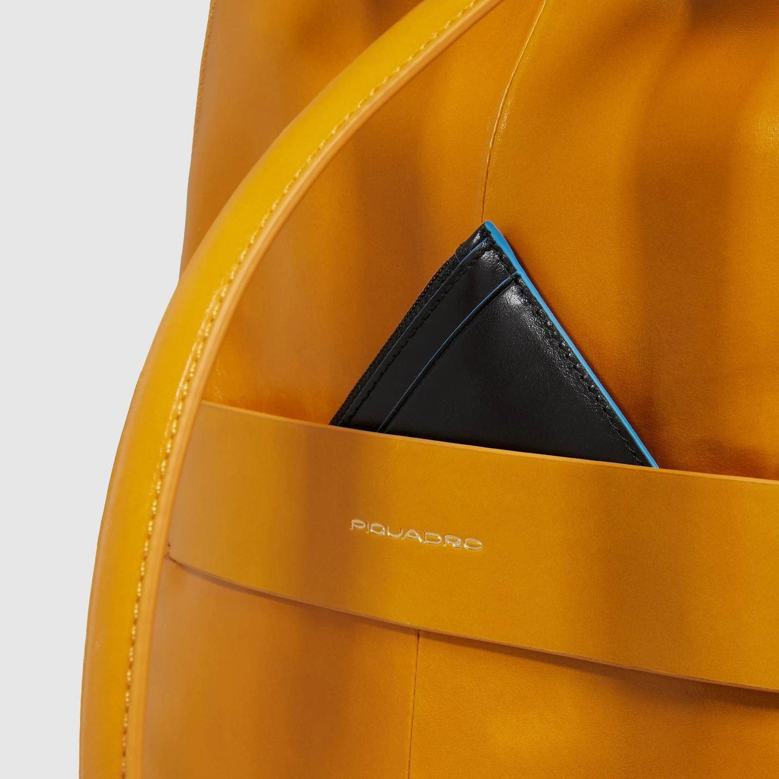 Рюкзак женский Blue Square CA6678B2/Giallo