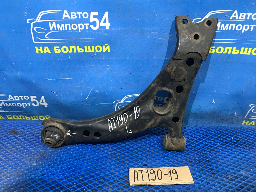 Рычаг передний левый TOYOTA CARINA E 1996