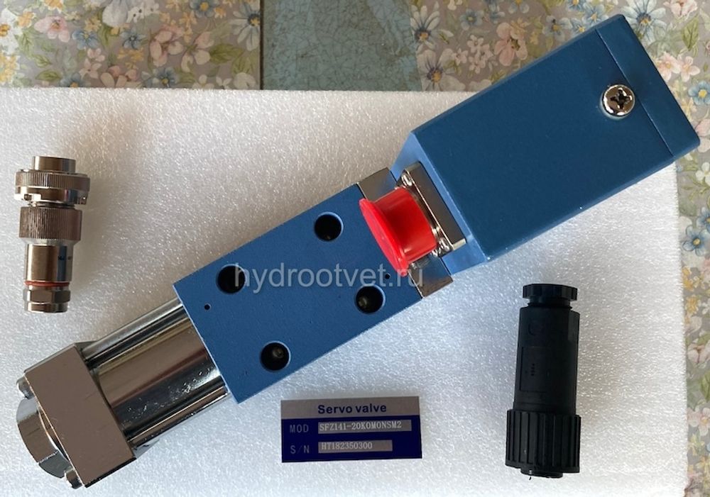 MOOG D633 аналог - SFZ141 - Сервоклапан Ду6 прямого управления типа прямой электропривод с Z = прямое управление сервозолотником, притычная поверхность по ISO 4401-03 (аналог Duplomatic DXJ3). Со встроенной электроникой