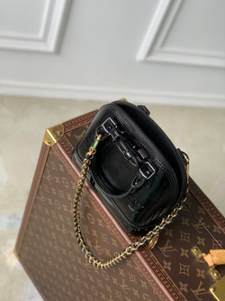 Louis Vuitton Nano Alma