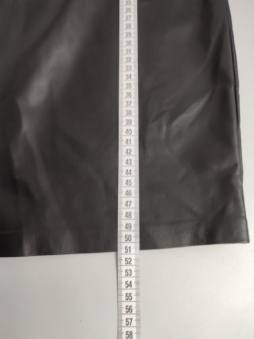 Юбка Amisu под "кожу" 42 размер