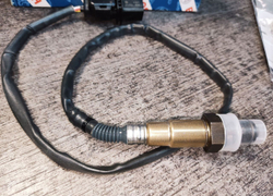 Датчик кислорода первый №1 Bosch для VAG 1.4Т сaxa