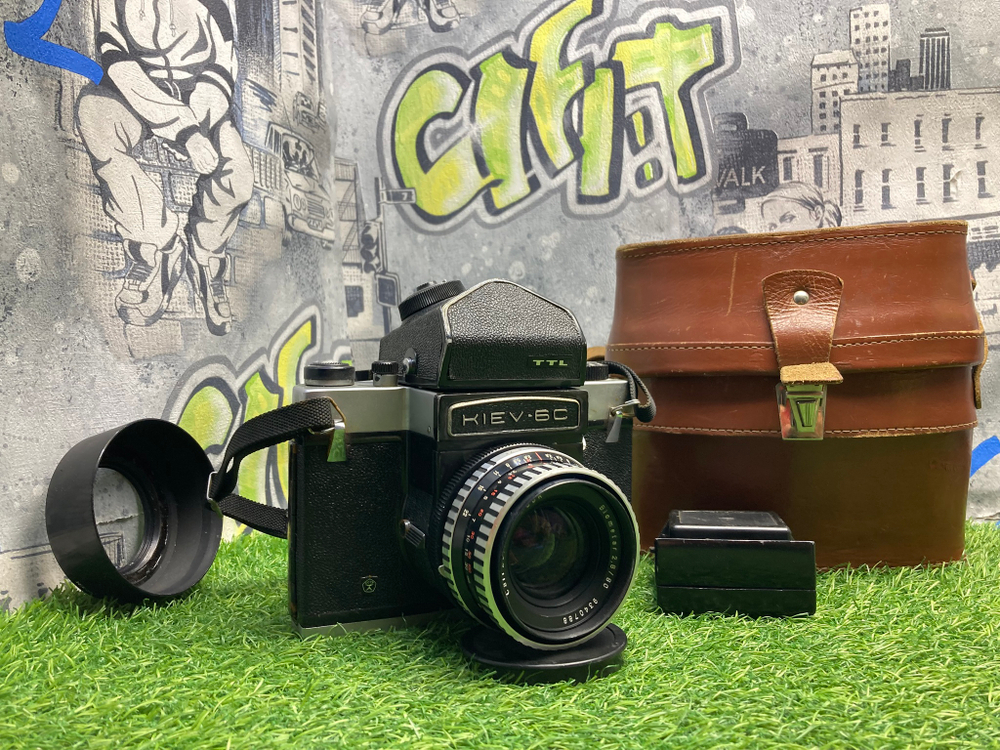 Киев-6С + Biometar 2.8/80mm