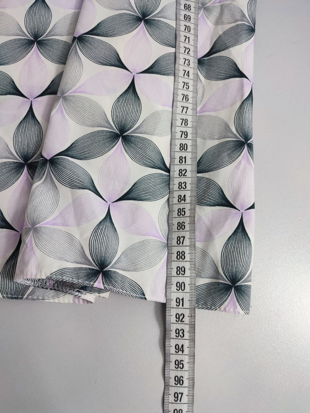 Платье красивое с принтом 46 размер