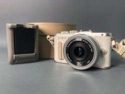 Olympus PEN E-PL8 Kit 14-42