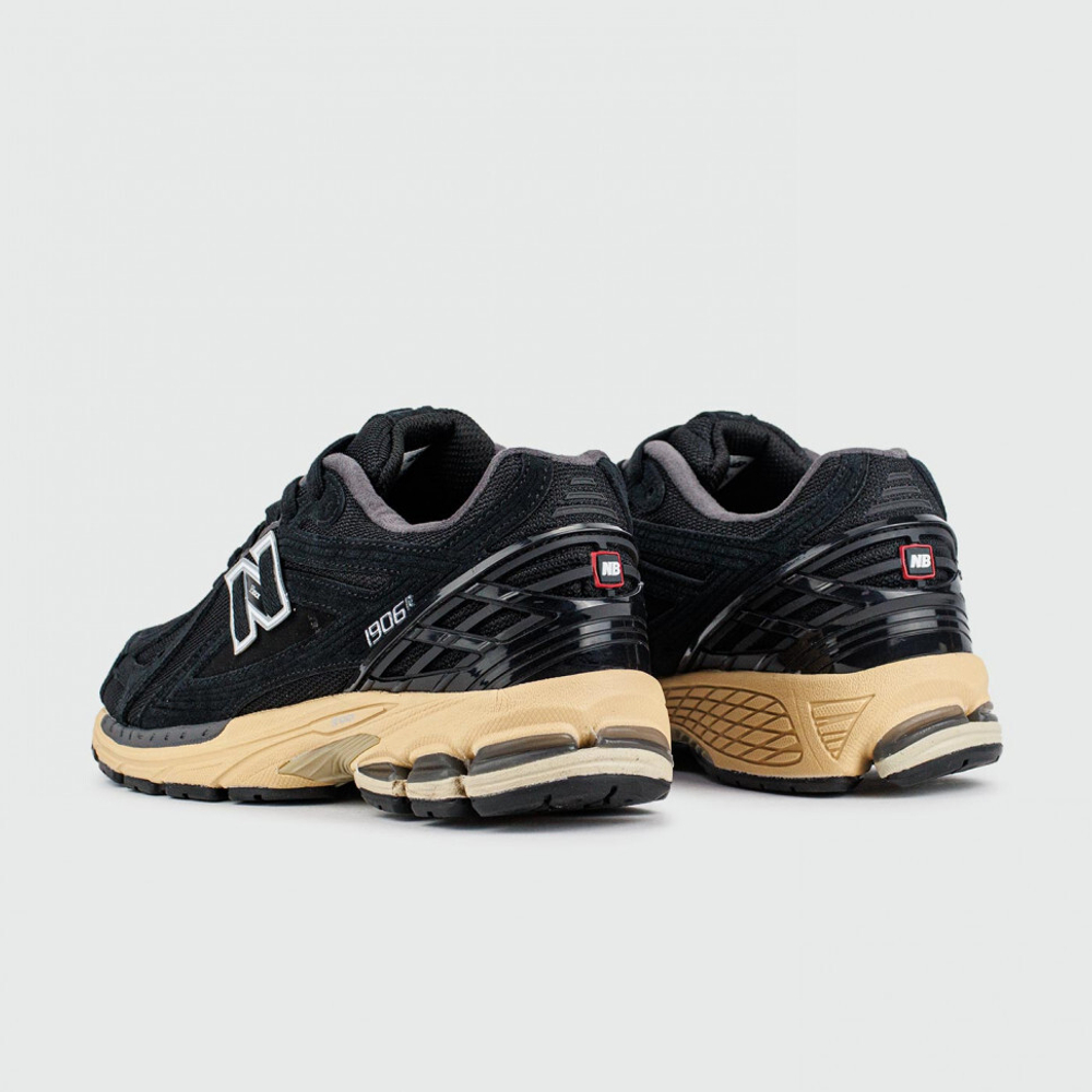 кроссовки New Balance 1906R Black Beige Ftwr.