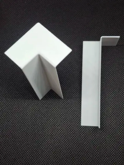 Внутренний угол для плинтуса 66*13мм - 4 шт.