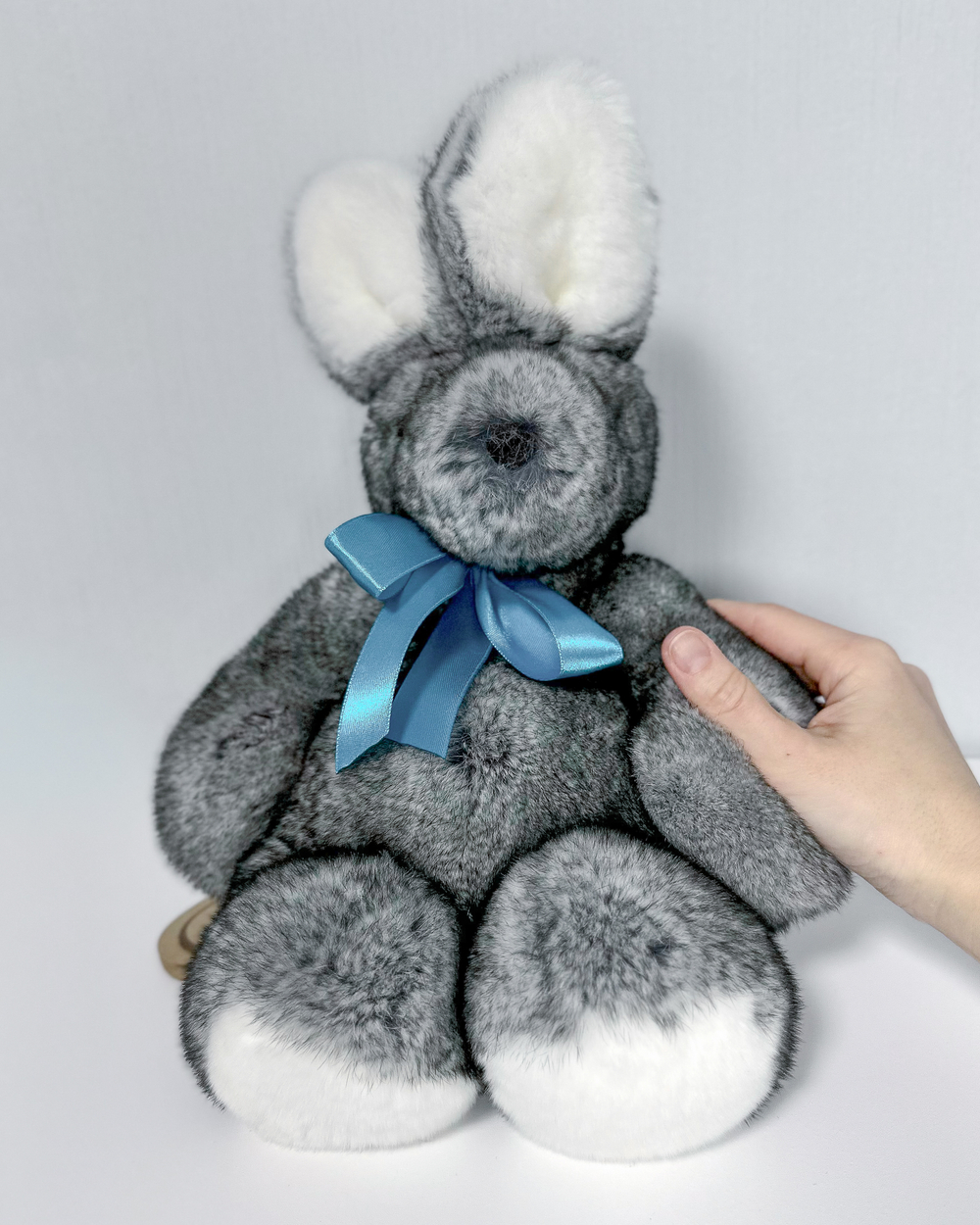 Заяц Пухляк большой (серый)