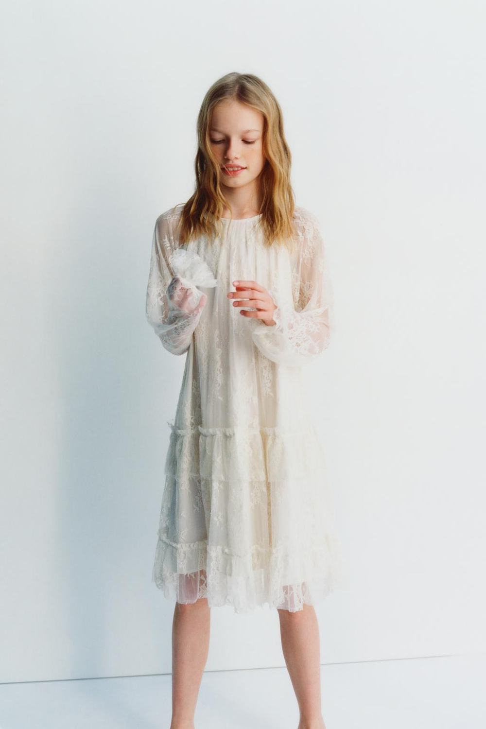 ZARA КРУЖЕВНОЕ ПЛАТЬЕ, ЭКРЮ