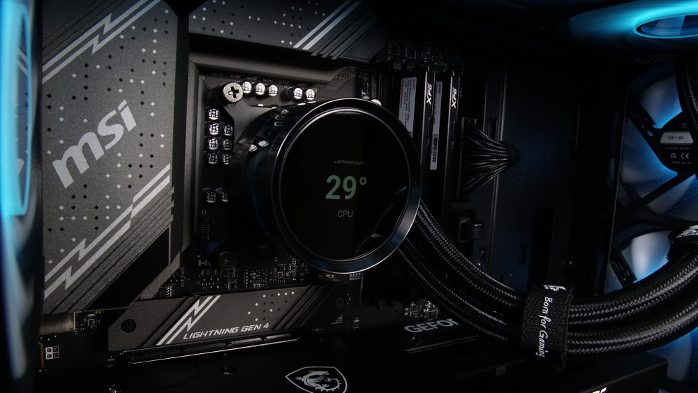 i7 14700KF + RTX 5060 8Gb