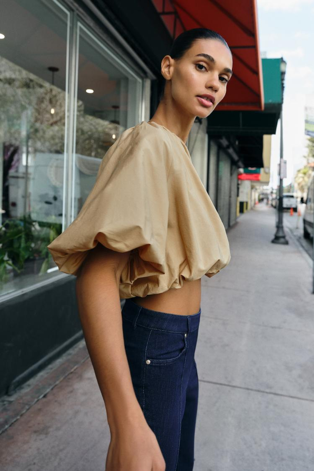 ZARA УКОРОЧЕННЫЙ ТОП-БАЛЛОН ИЗ ПОПЛИНА, РЫЖЕВАТО-КОРИЧНЕВЫЙ