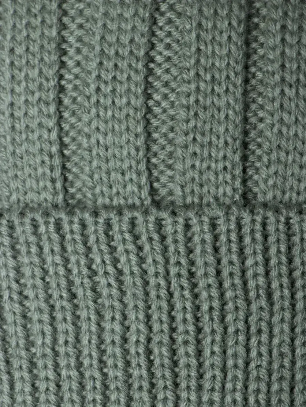 Шапка детская на завязках на осень