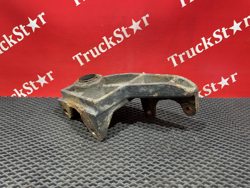 Кронштейн энергоаккумулятора правого