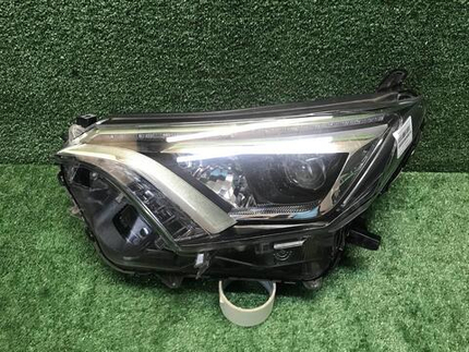 Фара левая Toyota Rav 4 CA40 (2015-2019) LED
