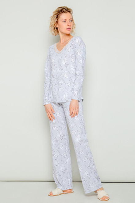 Е 20041/светло-серый,нежные цветы пижама женская.