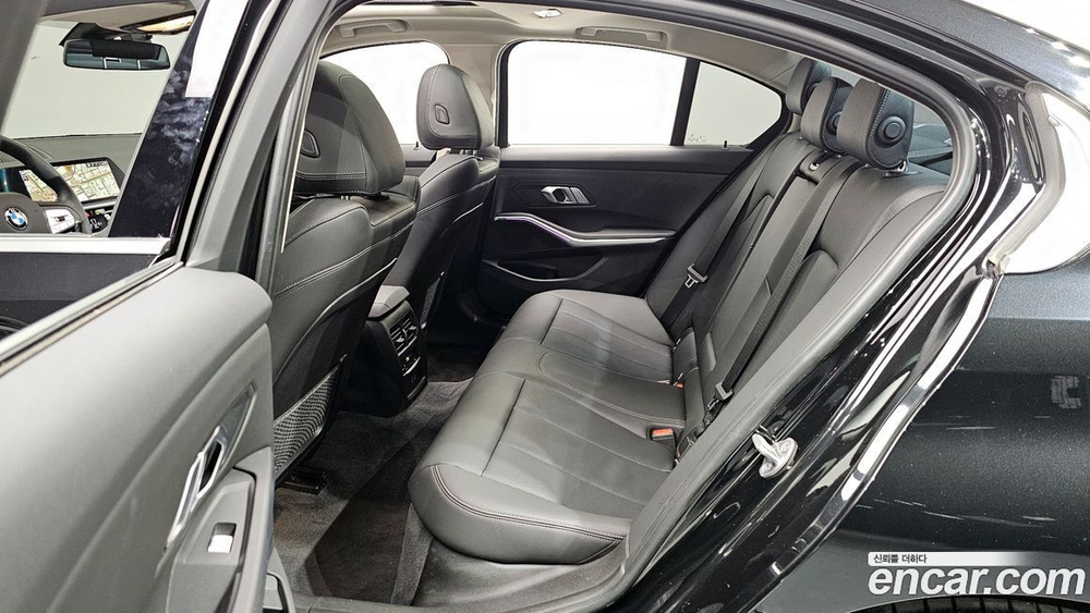 BMW 3 Series (G20) 320i (01.2022)