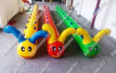 Надувная командная игра "Верхом на гусеницах", 6 мест