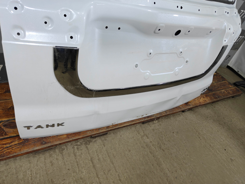 Крышка багажника Tank 500 21-нв Б/У Оригинал 6301153XKV3AB