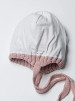 Шапка для девочки на осень и снуд с завязками