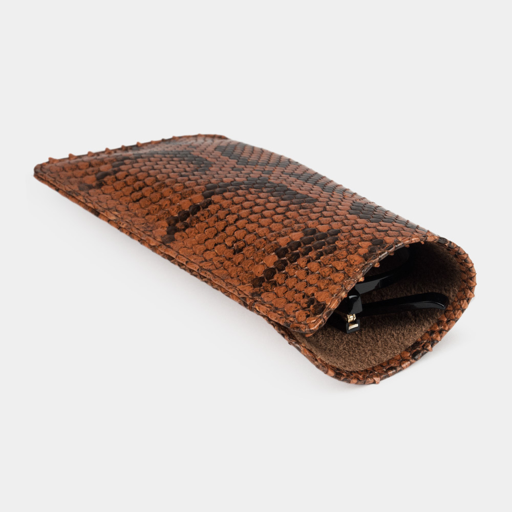 Футляр для очков Lunette из кожи питона, цвета коньяк
