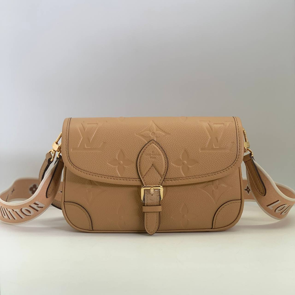 Сумка Louis Vuitton