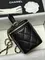Косметичка Chanel с двойным C-логотипом
