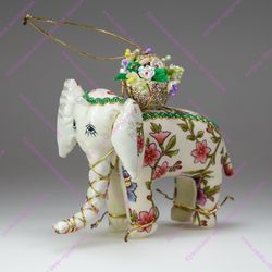 с аксессуаром