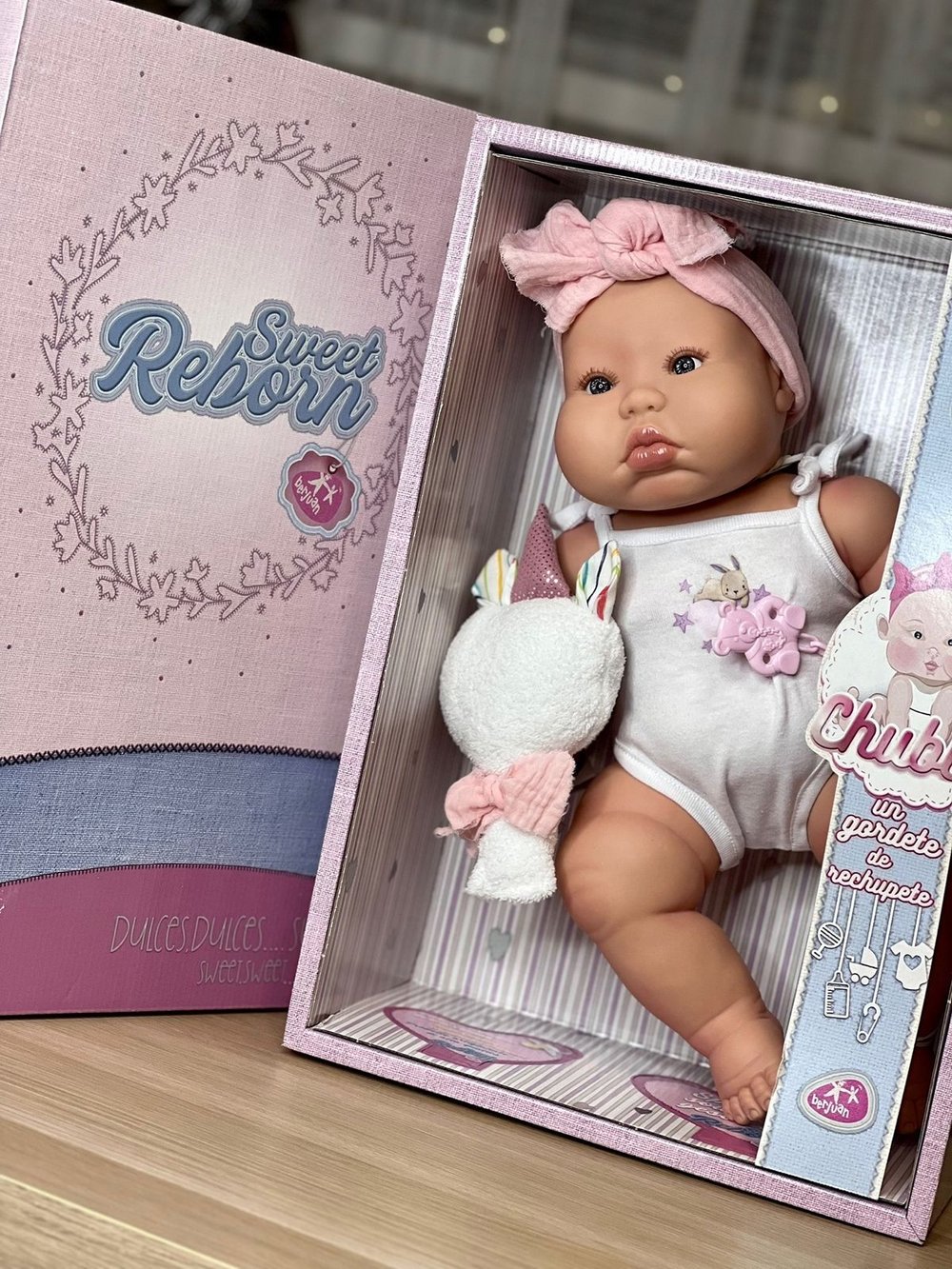 Кукла BERJUAN виниловая 50см Chubby Baby (20006)