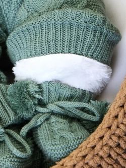 Вязаный конверт на выписку для новорожденного теплый