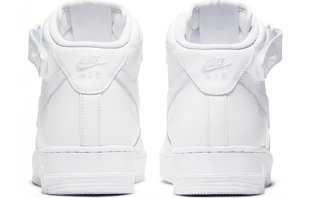 Кроссовки Nike Air Force 1 07 (Женская размерная сетка)
