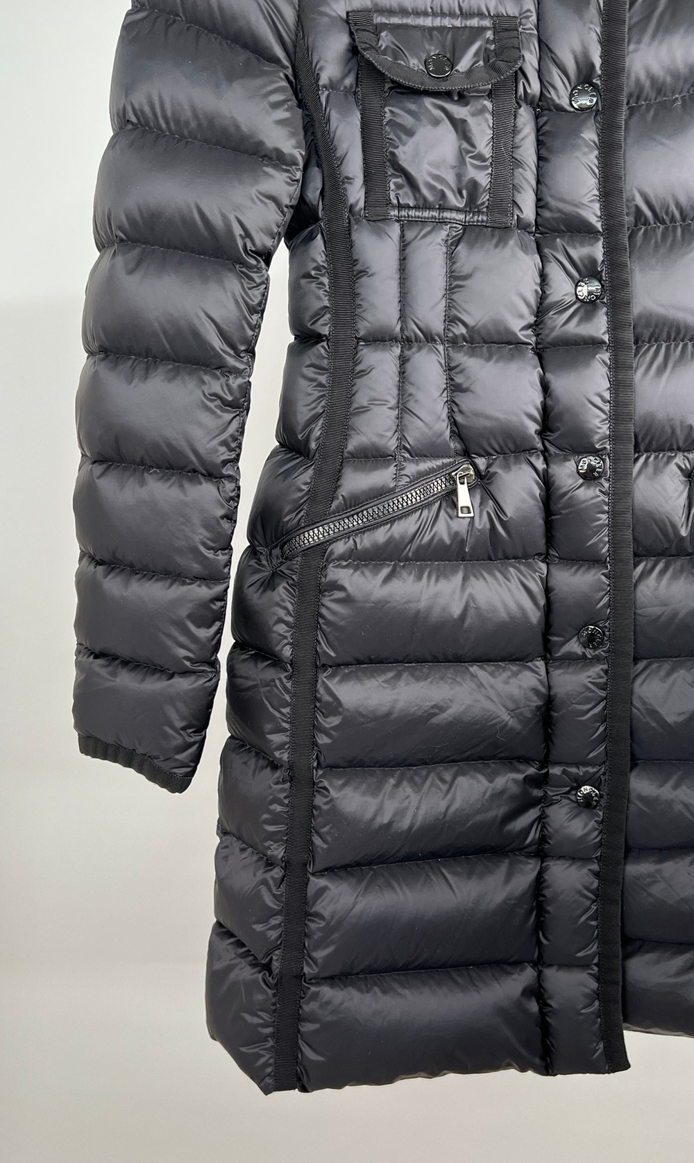 Пуховик Moncler